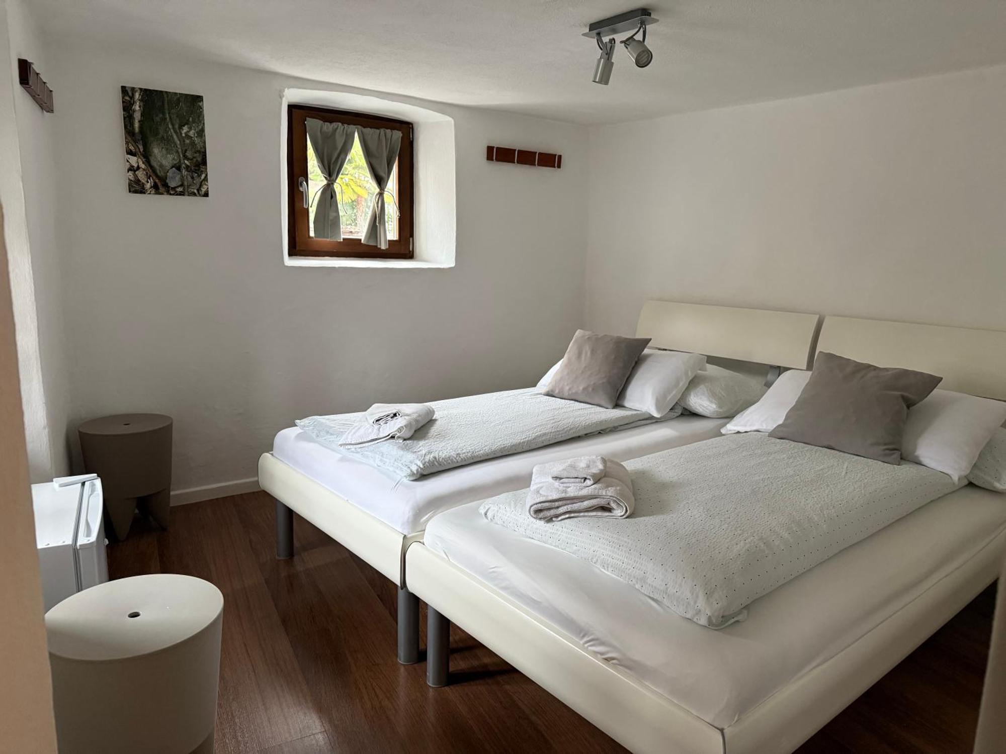 B&B Alla Piazzetta Di Tegna ภายนอก รูปภาพ