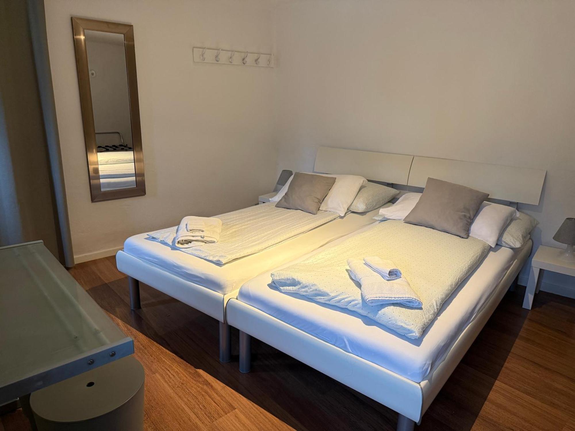 B&B Alla Piazzetta Di Tegna ภายนอก รูปภาพ